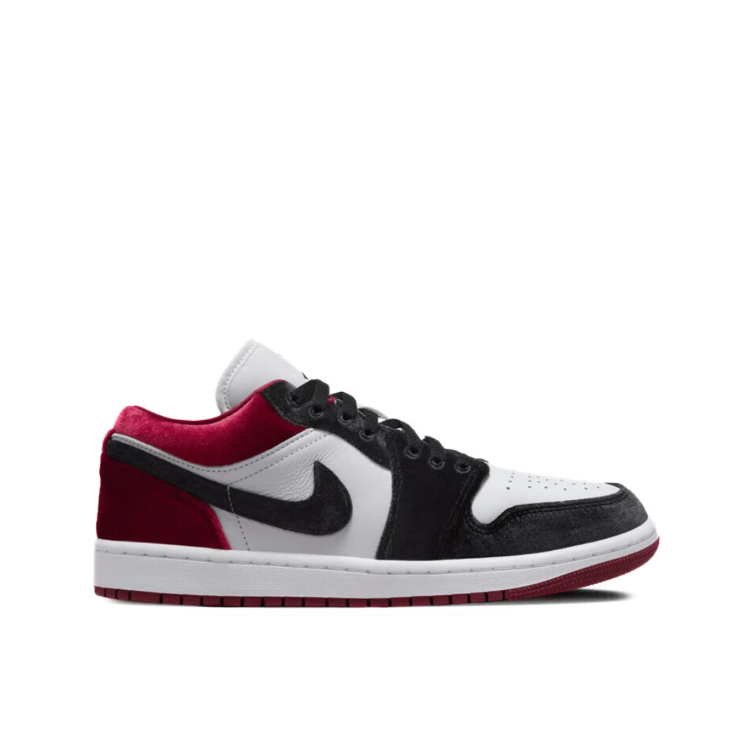 AIR JORDAN 1 LOW SE VELVET BLACK TOE