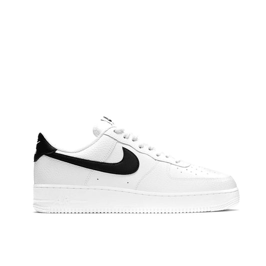 NIKE AIR FORCE 1 LOW - WHITE BLACK PEBBLED LEATHER
