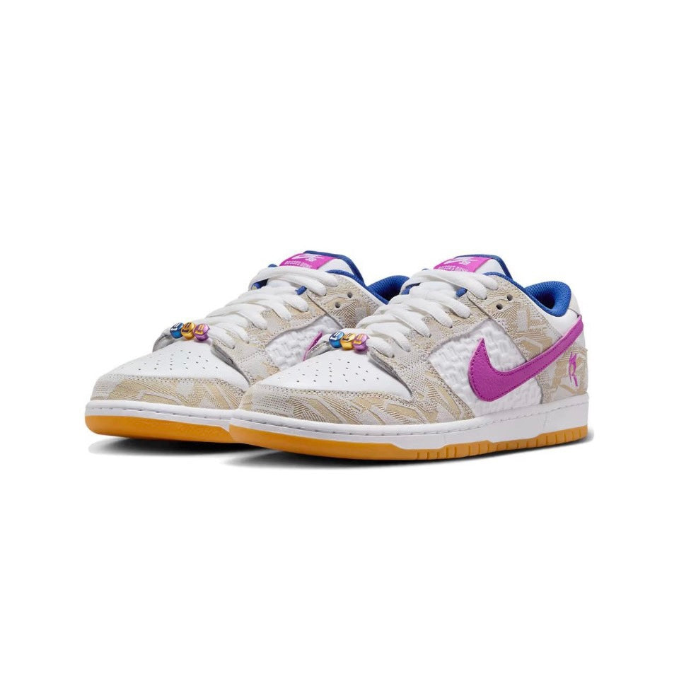 NIKE SB DUNK LOW - RAYSSA LEAL