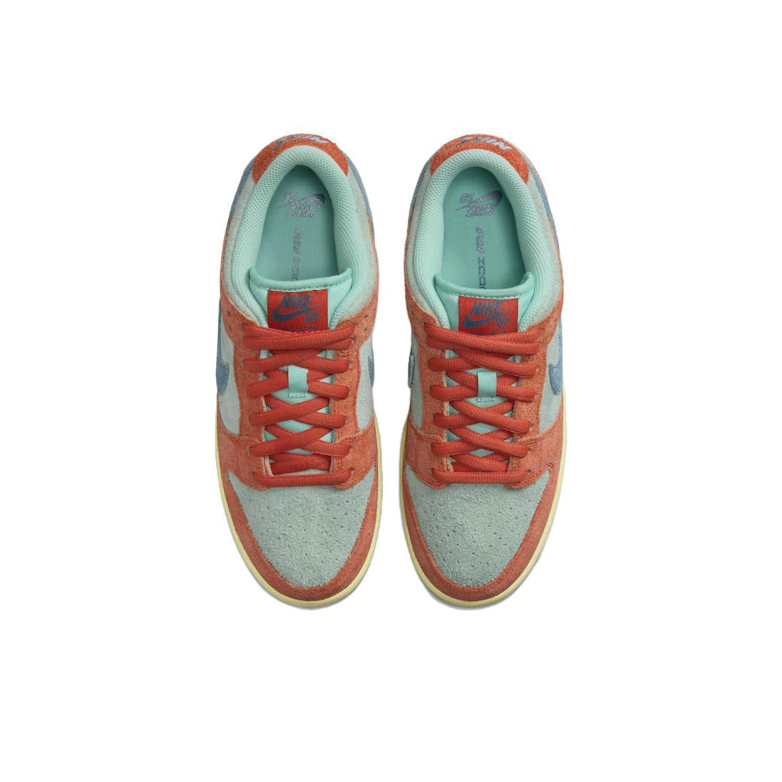 NIKE SB DUNK LOW - ORANGE EMERALD RISE