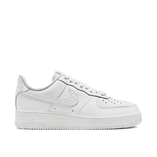 NIKE AIR FORCE 1 ‘07 SE PEBBLE CROC WHITE