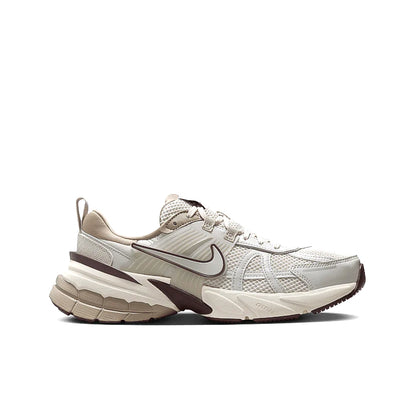 NIKE V2K RUN - LIGHT OREWOOD BROWN