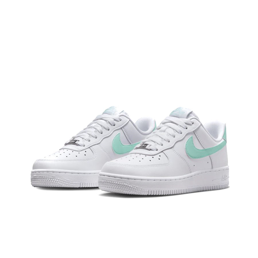 NIKE AIR FORCE 1 - CLEAR JADE