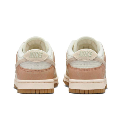 NIKE DUNK LOW SE - AUSTRALIA (WOMENS)