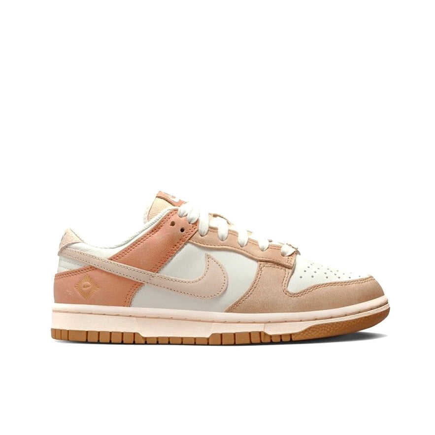 NIKE DUNK LOW SE - AUSTRALIA (WOMENS)