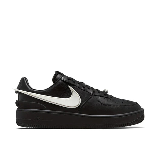 NIKE AIR FORCE 1 SP - AMBUSH BLACK WHITE