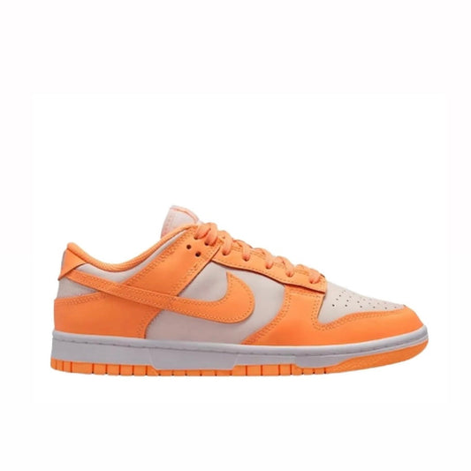 NIKE DUNK LOW - PEACH CREAM W